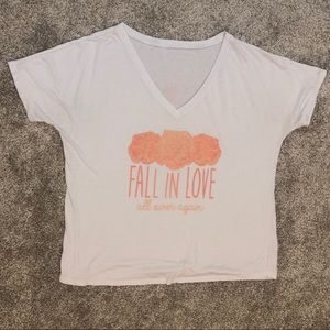 Alpha Chi Omega v-cut t-shirt, white, size M